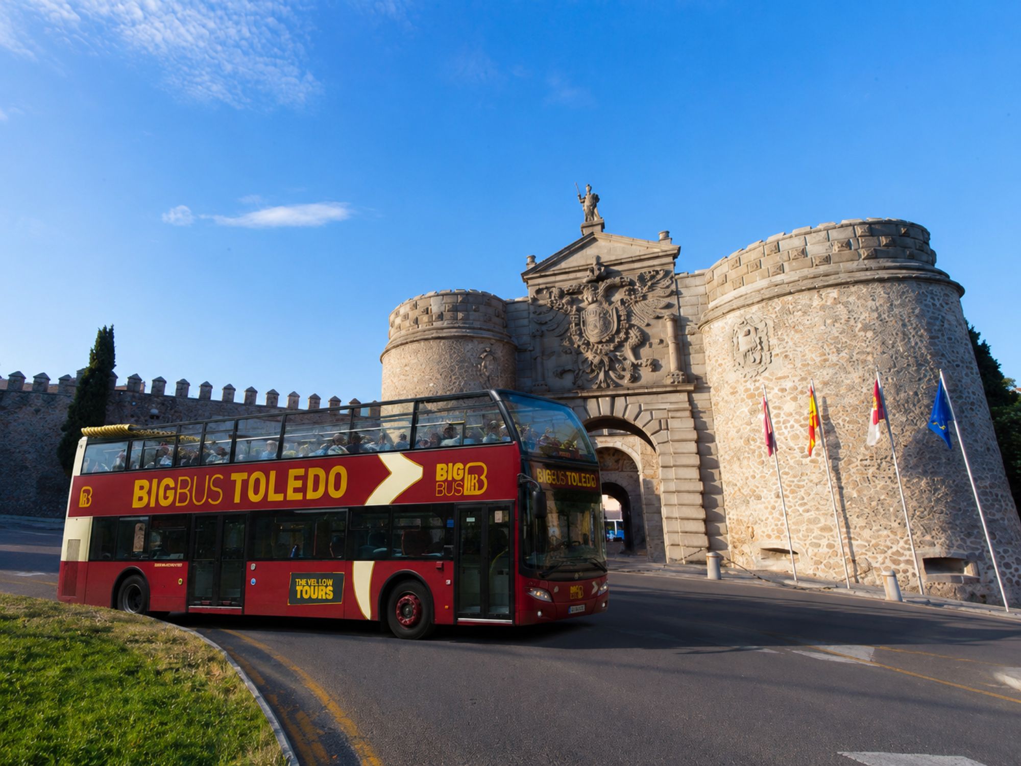 Bus Turístico Descubre Toledo recorriendo la ciudad